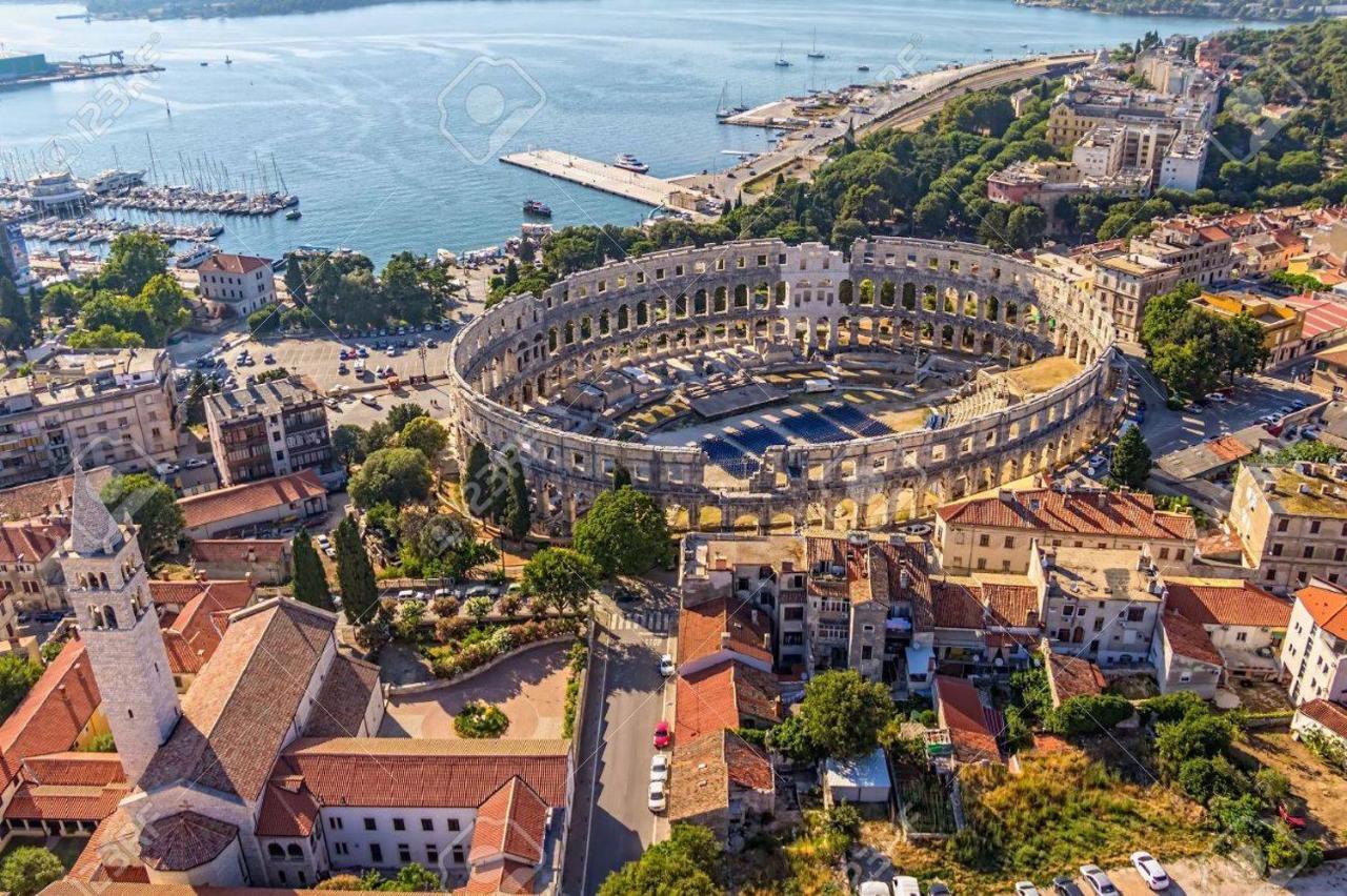 Domus Maximus Daire Pula Dış mekan fotoğraf